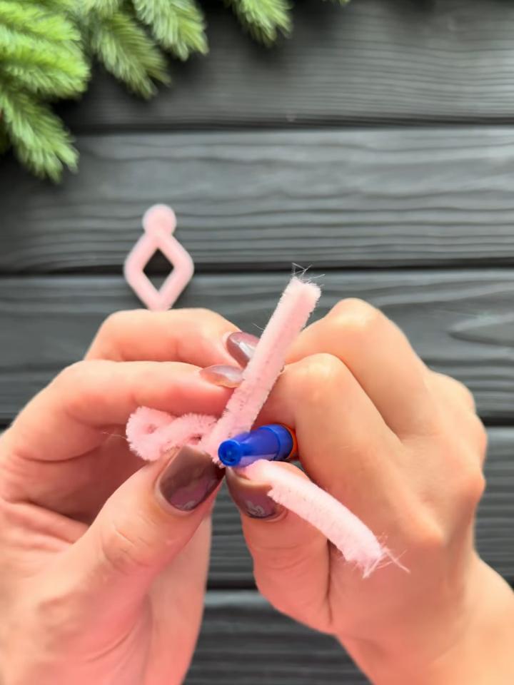 Wrapping around objects