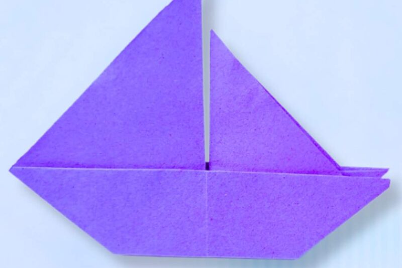 How to Fold Origami Sailing Boat in 8 Steps