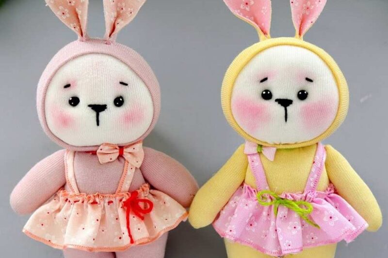 10 Plus Ways to Craft Bunny Plushies