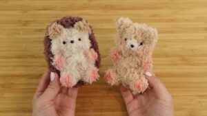 The Fastest Method to Make Bear & Hedgehog Plushies (No-Knit Moru Dolls)
        
            
            
                Reference Images: Maqaroon via Youtube
            
        
        
            
            
            
                Author: Talha