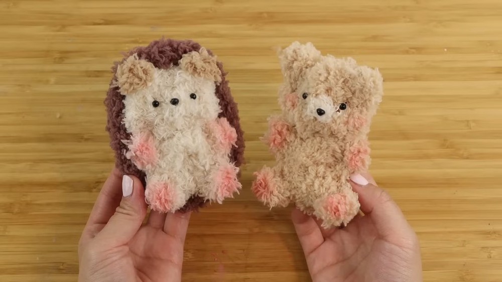 pipe cleaner plushies (8)