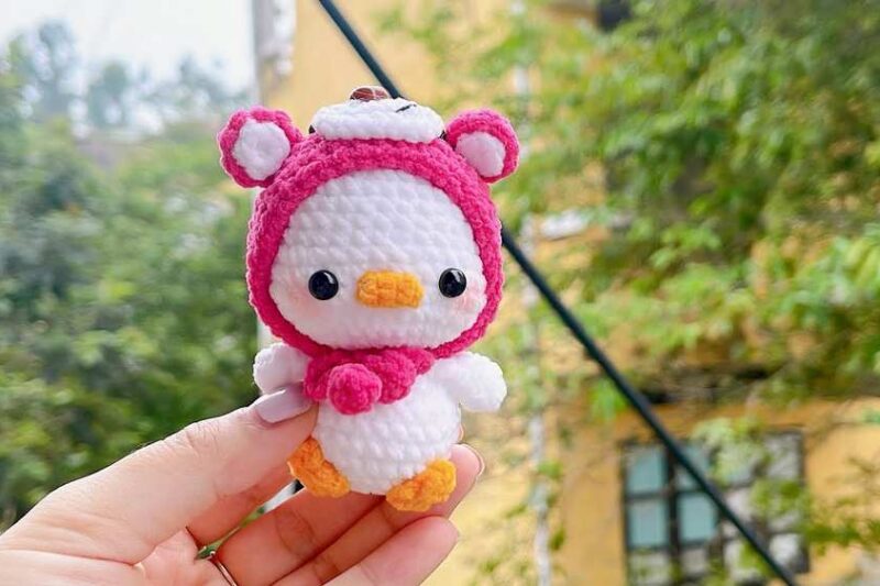 Free Crochet Strawberry Duck Plushie Pattern for Kids