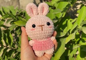 Free Crochet Little Bunny Plushie Pattern for Kids