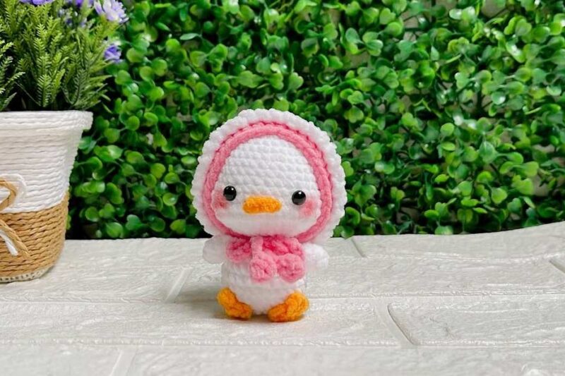 Free Crochet Mummy Duck Costume Pattern for Kids