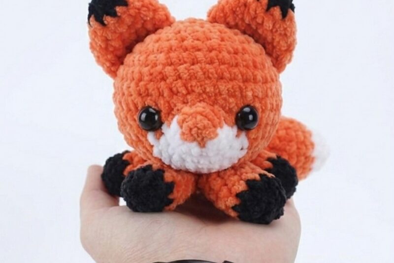Free Crochet Square Fox Plushie Pattern for Fall