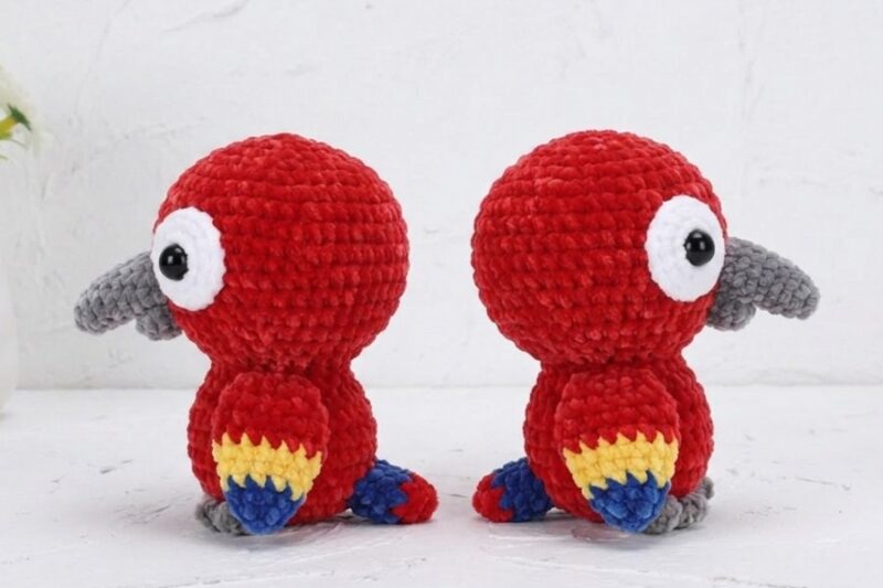 Free Crochet Baby Parrot Bird Plush for Summer