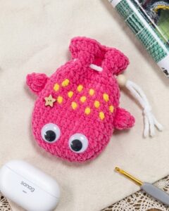 Free Crochet Strawberry Whale Pouch Pattern for Summer
        
            
            
            
                Author: Talha