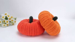 Free Crochet Big Pumpkin Amigurumi Pattern for Fall Decorations