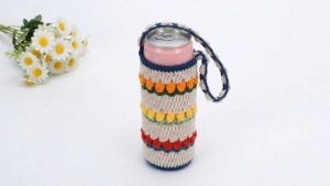 Free Crochet Tulip Water Bottle Holder Pattern for Summer