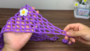 Free Crochet Mesh & Flower Bandana Pattern for Summer
        
            
            
            
                Author: Talha