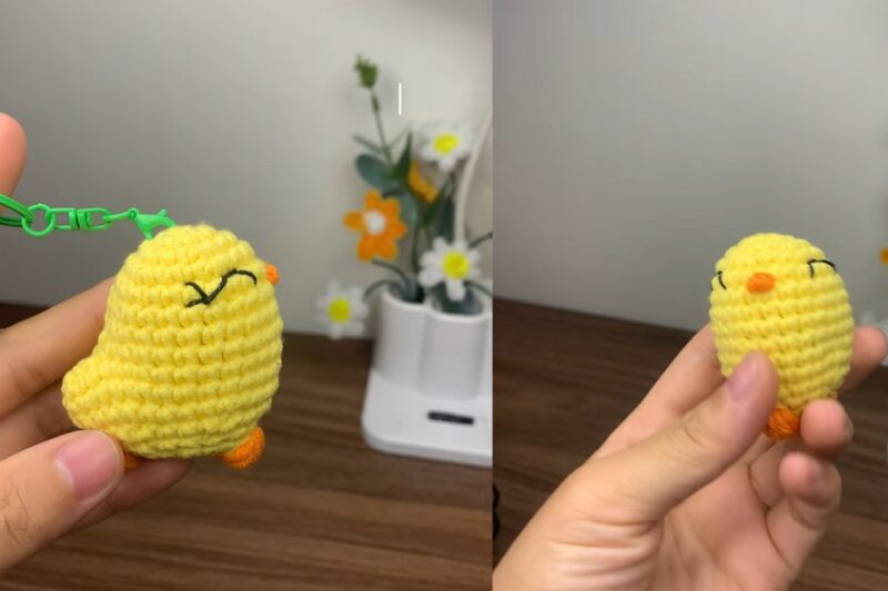 Free Crochet Cutest Yellow Chick Amigurumi Pattern (QUICK Bird KEYCHAIN PATTERN)