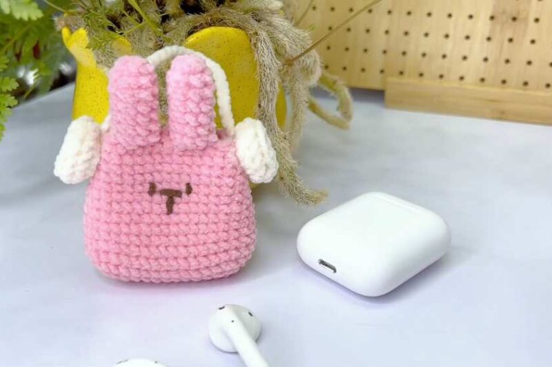 Free Crochet Miffy Bunny Pouch & AirPod Case Pattern