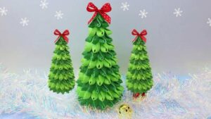 Easiest Christmas Tree Decorations From Glitter Sheets
