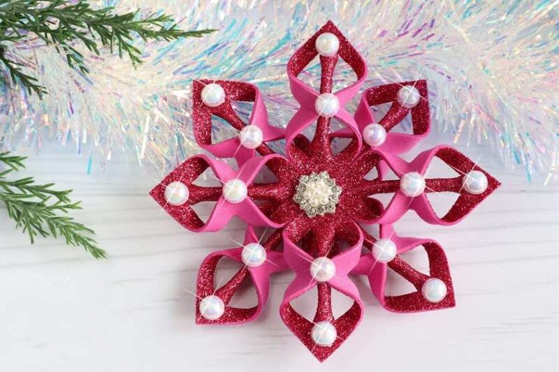 Video Tutorial to DIY Beaded Dark Pink Snowflake Decoration for All
