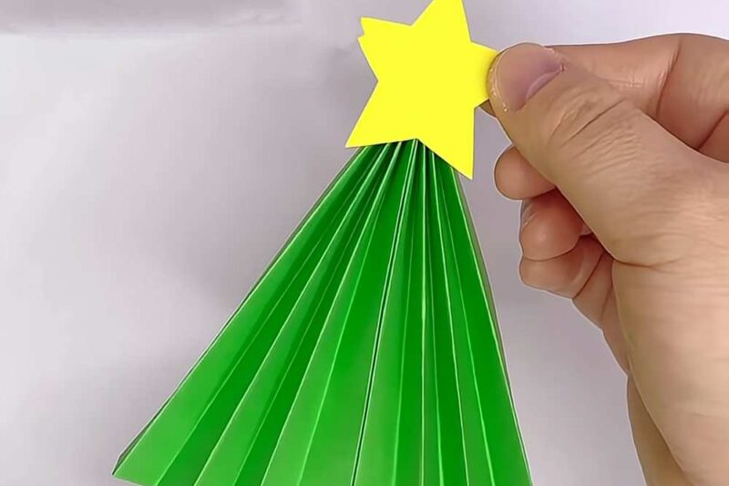 How to Make 3D Paper Christmas Tree Decoration