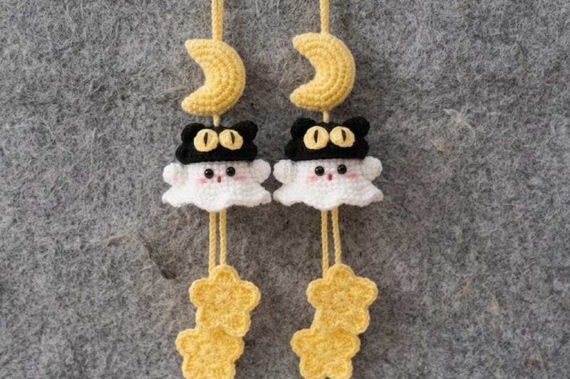 Featuring: Tutorial to Crochet Ghost Hanging wearing a Cat’s Hat with Star & Moon
