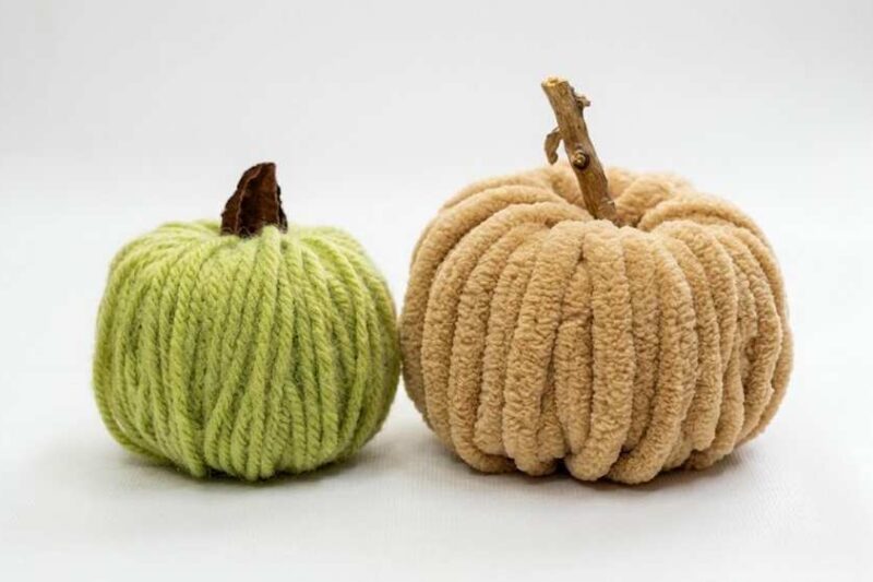 How to DIY A Chenille Yarn No-Knit Pumpkin Plush