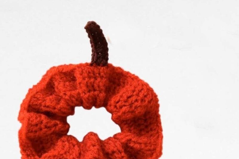 Featuring: Crochet 15-Minute Ruffled Pumpkin Scrunchie for Fall Tutorial