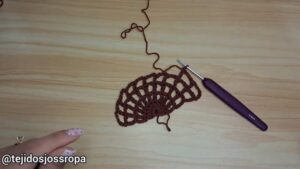 Featuring: How to Crochet Red Spiderweb Headscarf & Bandana
Featuring: Tejidos