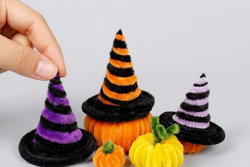 Video Tutorial to Make Spiral Stripes Black Witch Hat Plushies